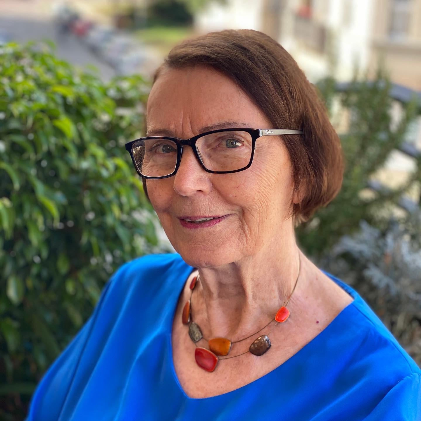Hanne Röhlinger Oeverbos Verlag